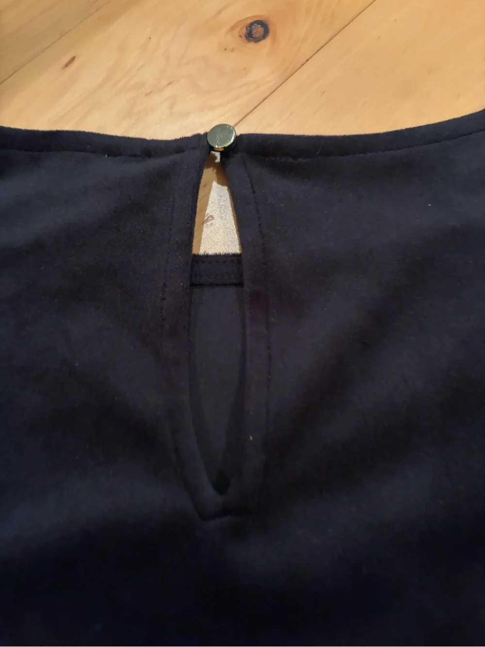 LOFT Black Short Sleeve Puff-Sleeve Ponte Top